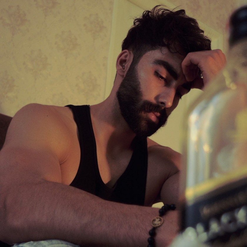 خشایار نجاتی - خیانت